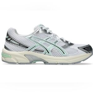 NWT ASICS Gel 1130 Sneakers in White / Mint Green Tint